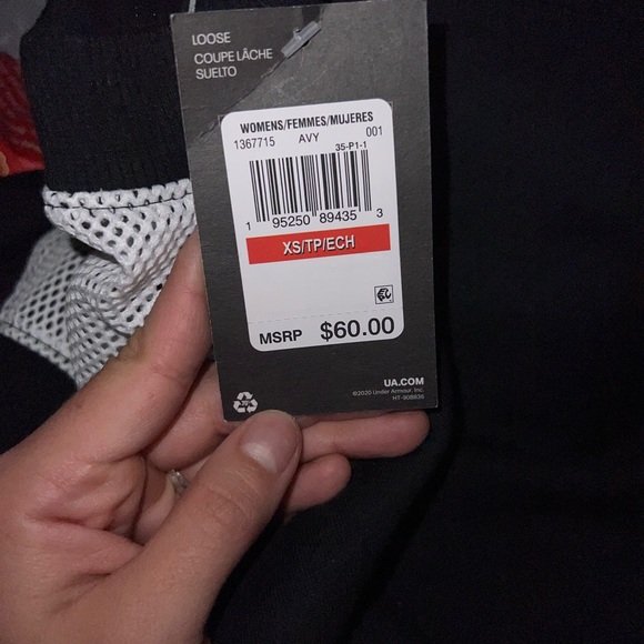 Women’s Under Armour Long Sleeve Shirt With Mesh - Picture 6 of 6